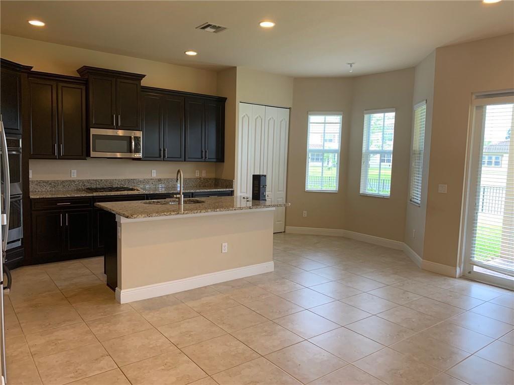 9860 Blue Isle Bay, Parkland FL 33076 photo 4