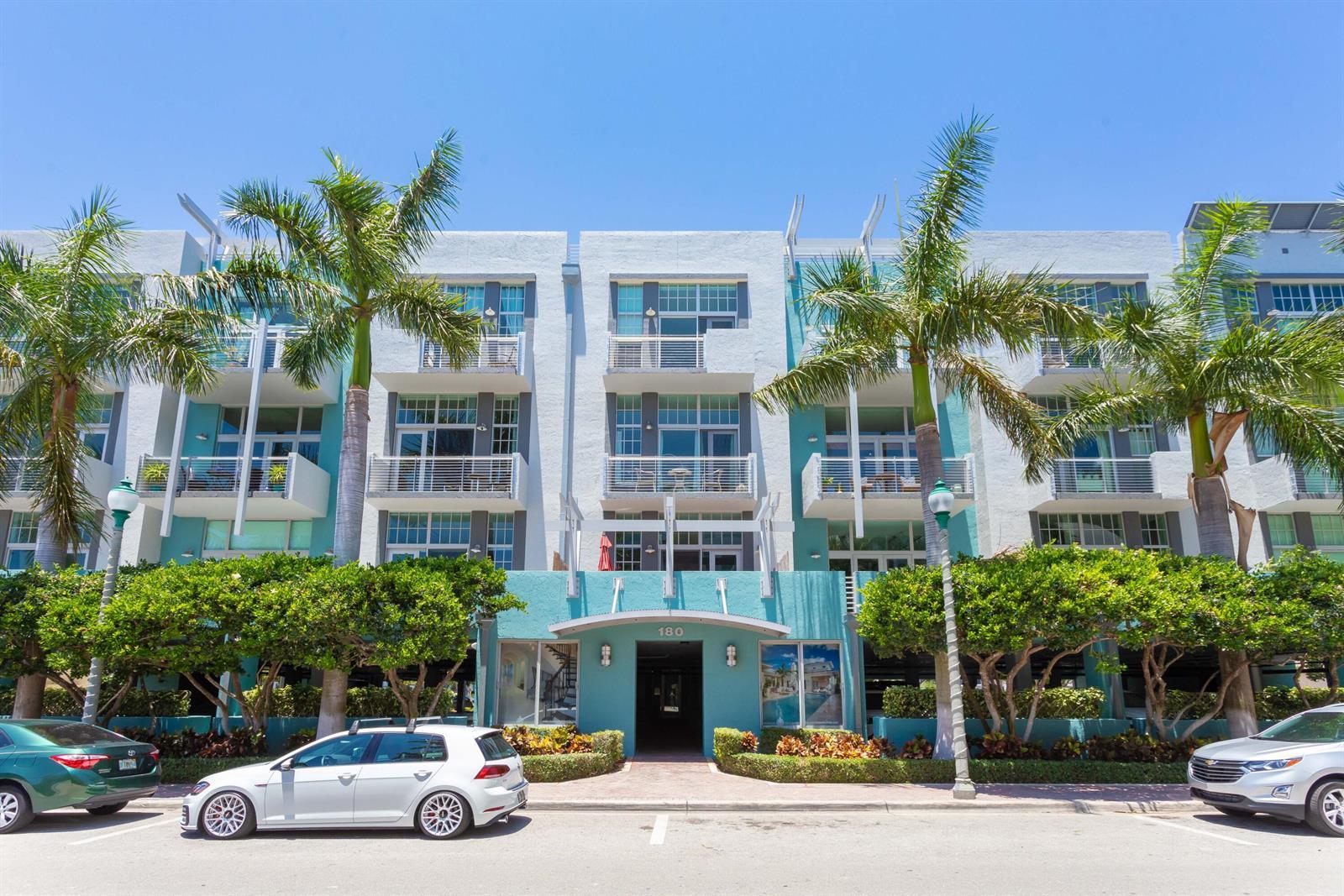 180 NE 4th Avenue # 307, Delray Beach FL 33483