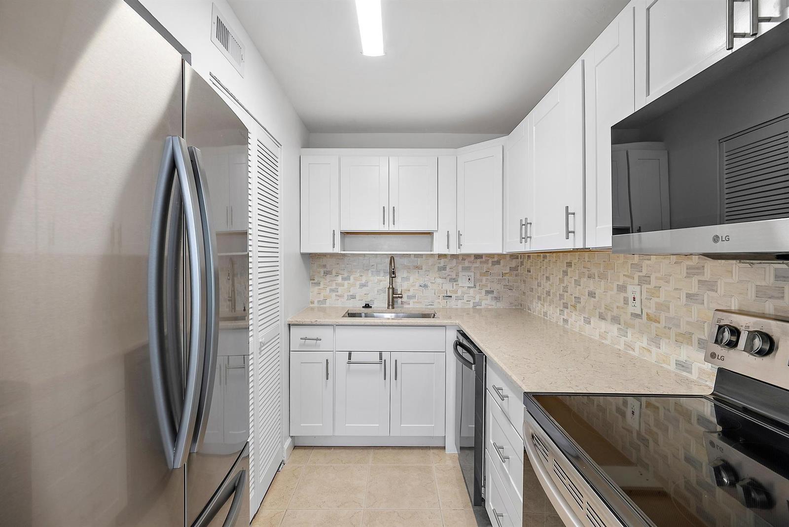 12416 Alternate A1a # P7, Palm Beach Gardens FL 33410