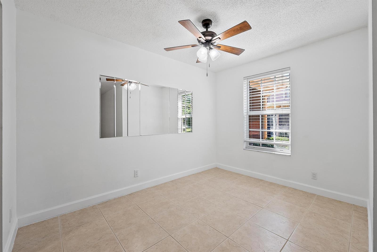12416 Alternate A1a # P7, Palm Beach Gardens FL 33410 photo 4