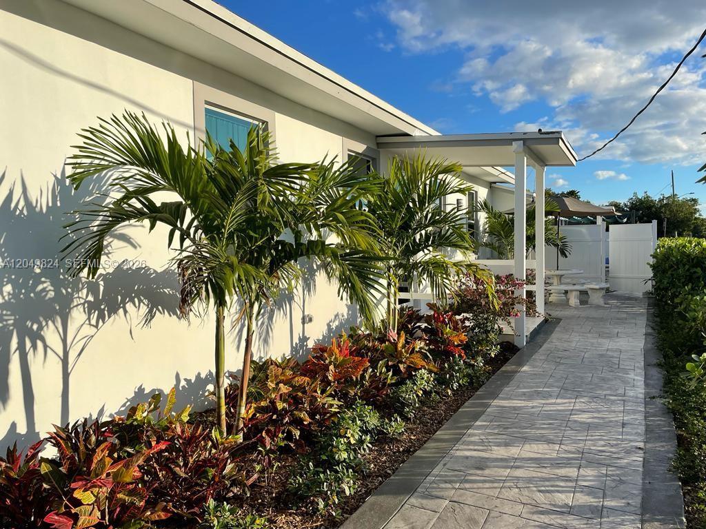 524 NW 10th St # 0, Hallandale Beach FL 33009 photo 3