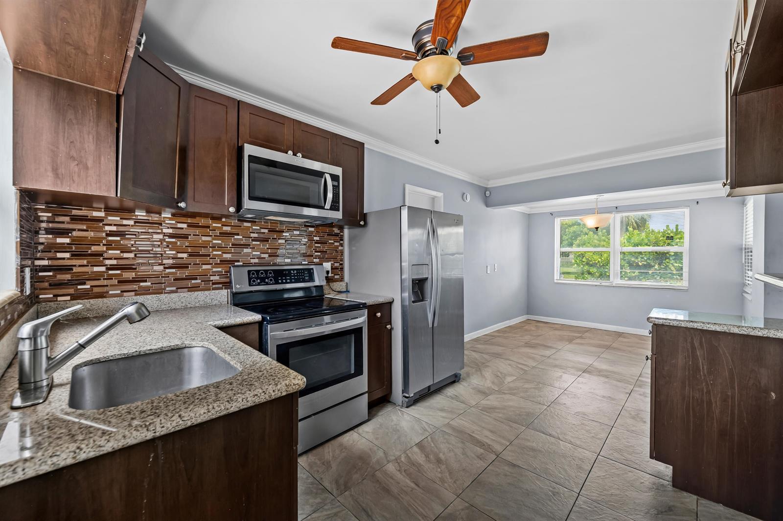 2199 NE 5th Avenue, Boca Raton FL 33431 photo 3