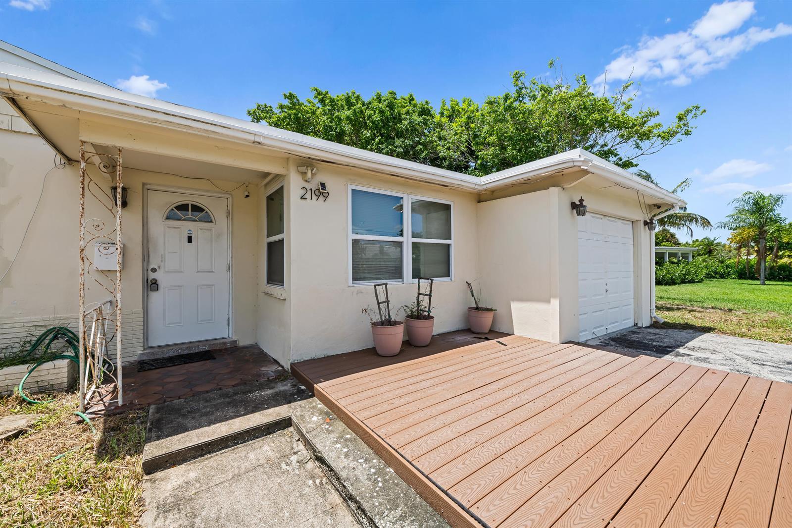 2199 NE 5th Avenue, Boca Raton FL 33431