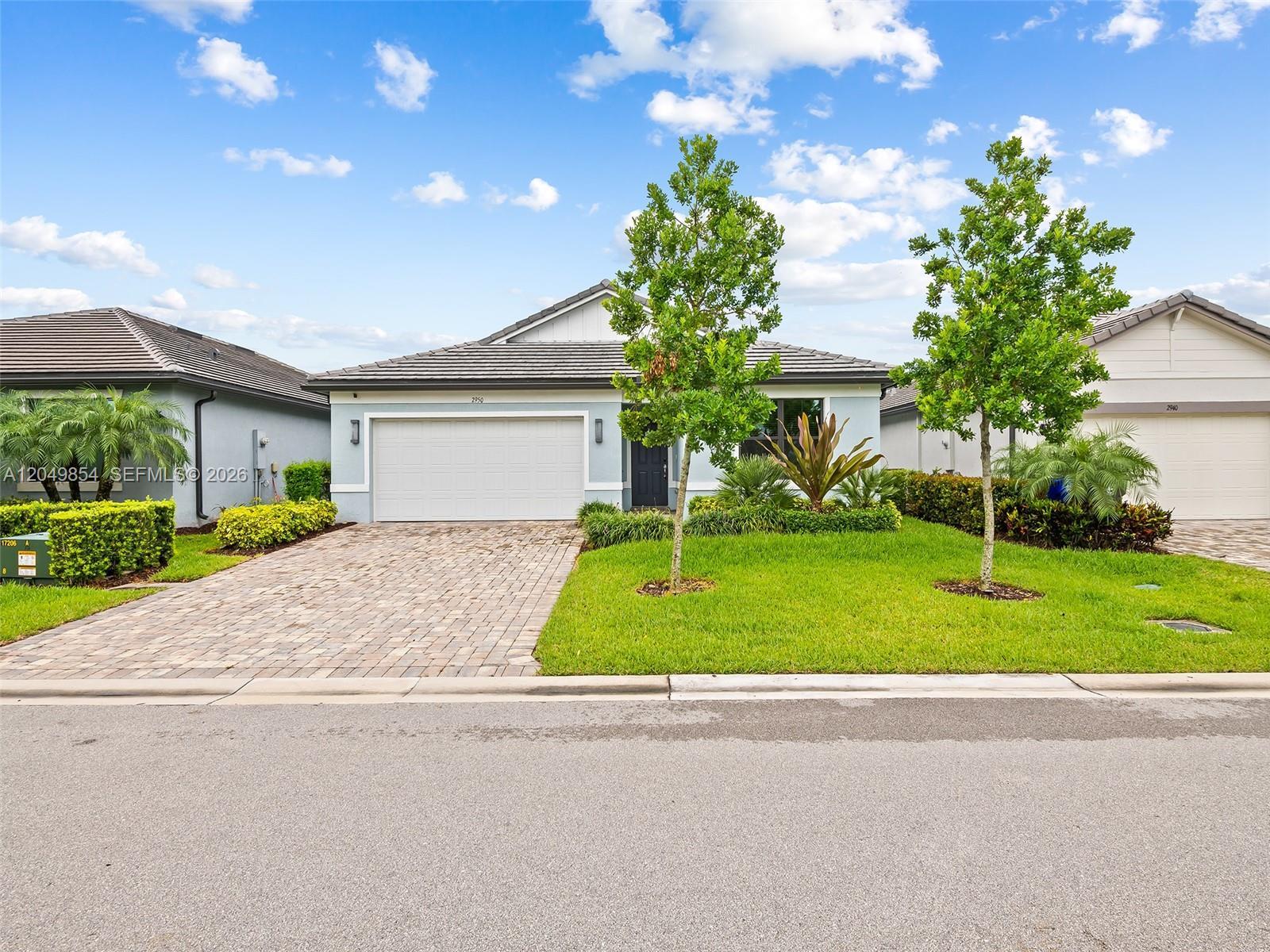2950 Shortleaf Ave, Lauderdale Lakes FL 33311 photo 2