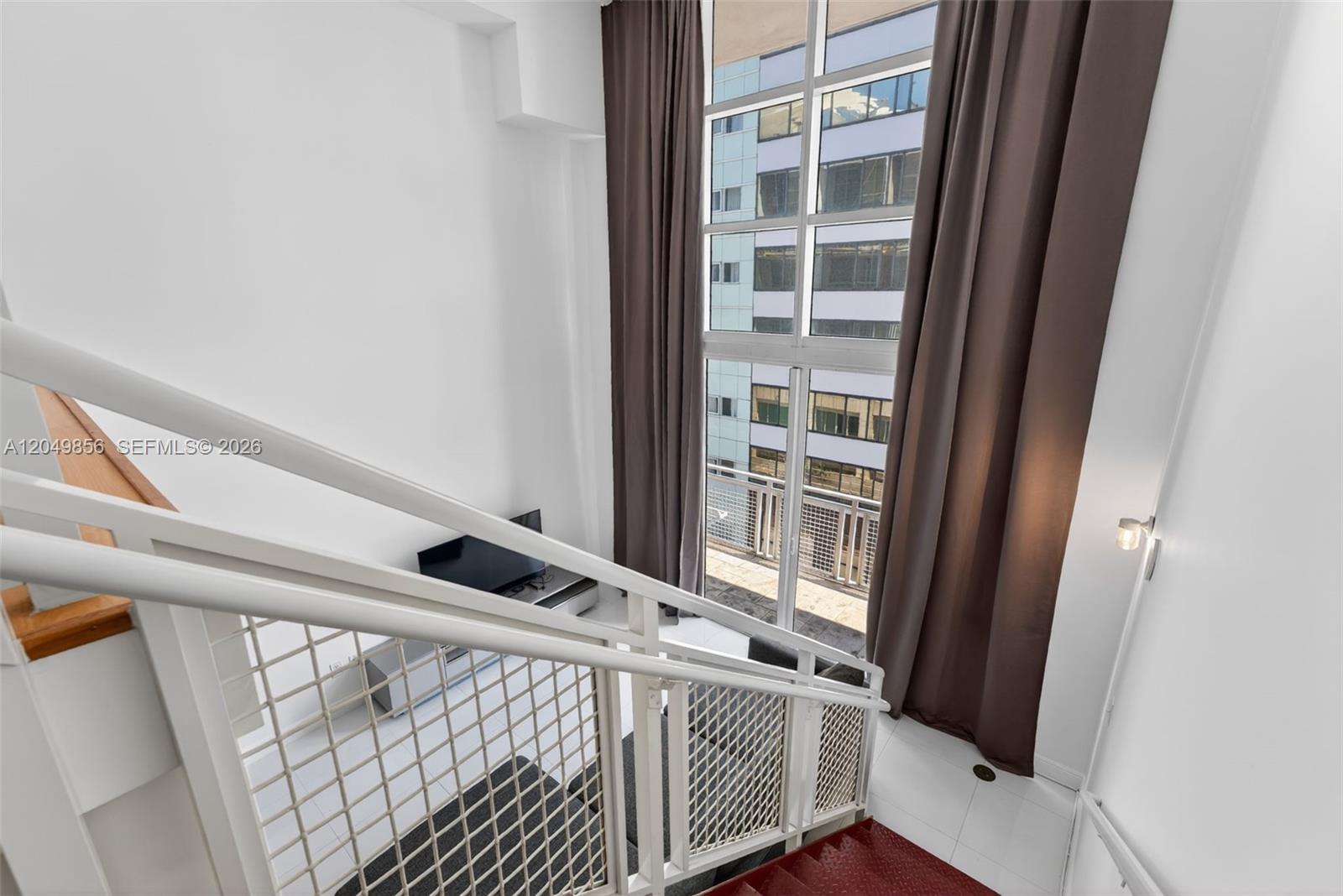 253 NE 2nd St # 424, Miami FL 33132 photo 2