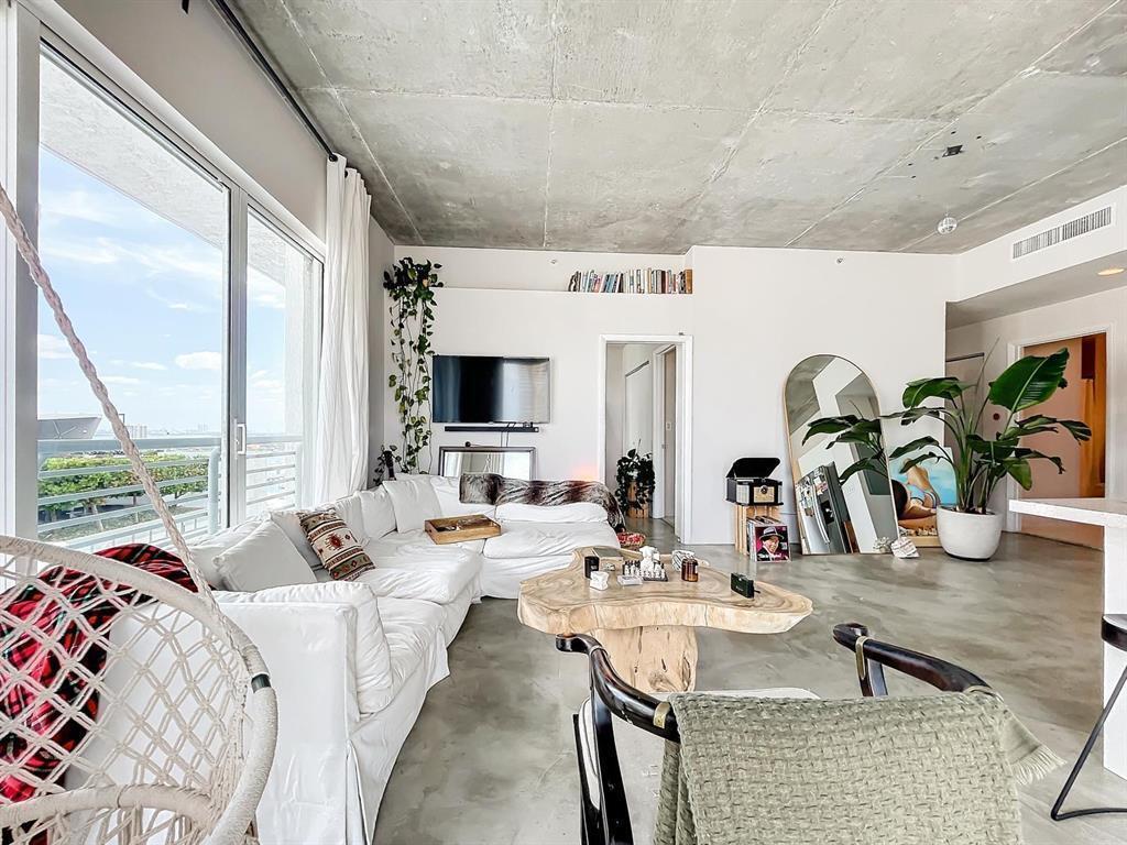 234 NE 3rd Street # 1901, Miami FL 33132 photo 4