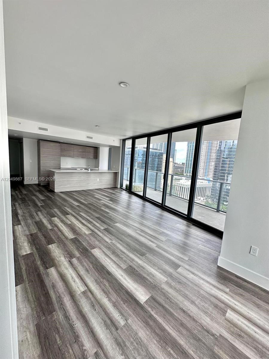 1300 S Miami Ave # 1605, Miami FL 33130 photo 2