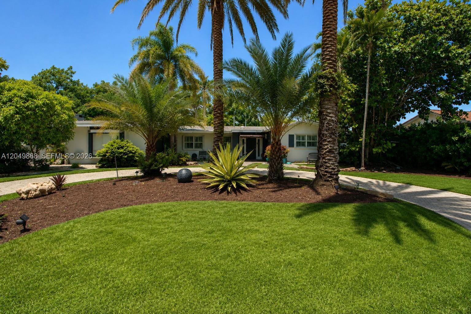 7255 SW 126th St, Pinecrest FL 33156