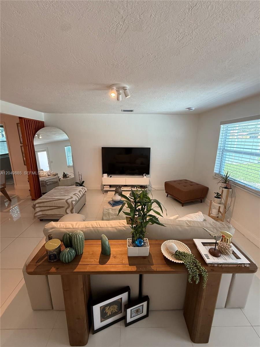 1902 N 24th Ave, Hollywood FL 33020 photo 5