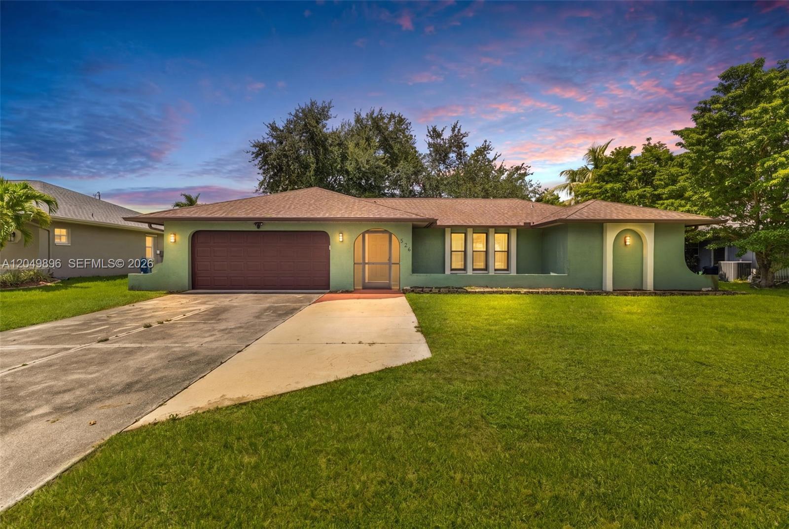 526 SE 34, Other City - In The State Of Florida FL 33904