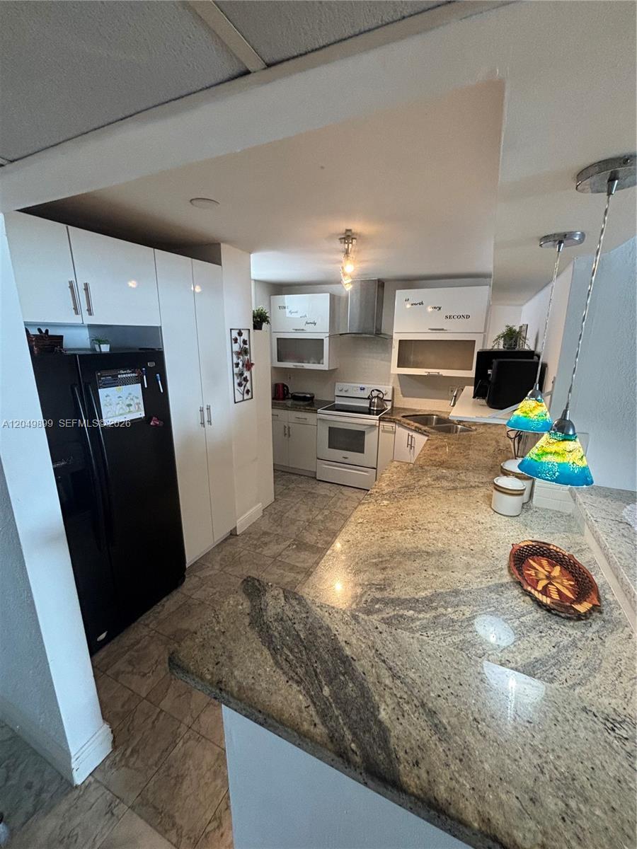 6450 Collins Ave # 1207, Miami Beach FL 33141 photo 2