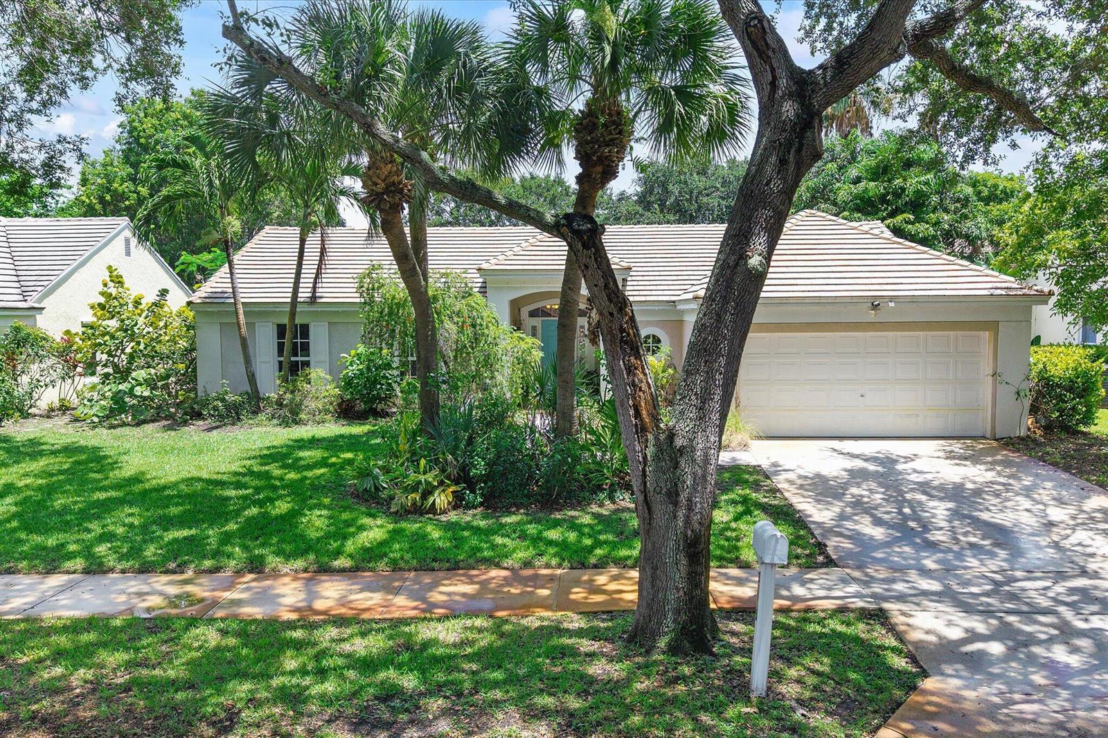 3715 Lancewood Place, Delray Beach FL 33445 photo 3