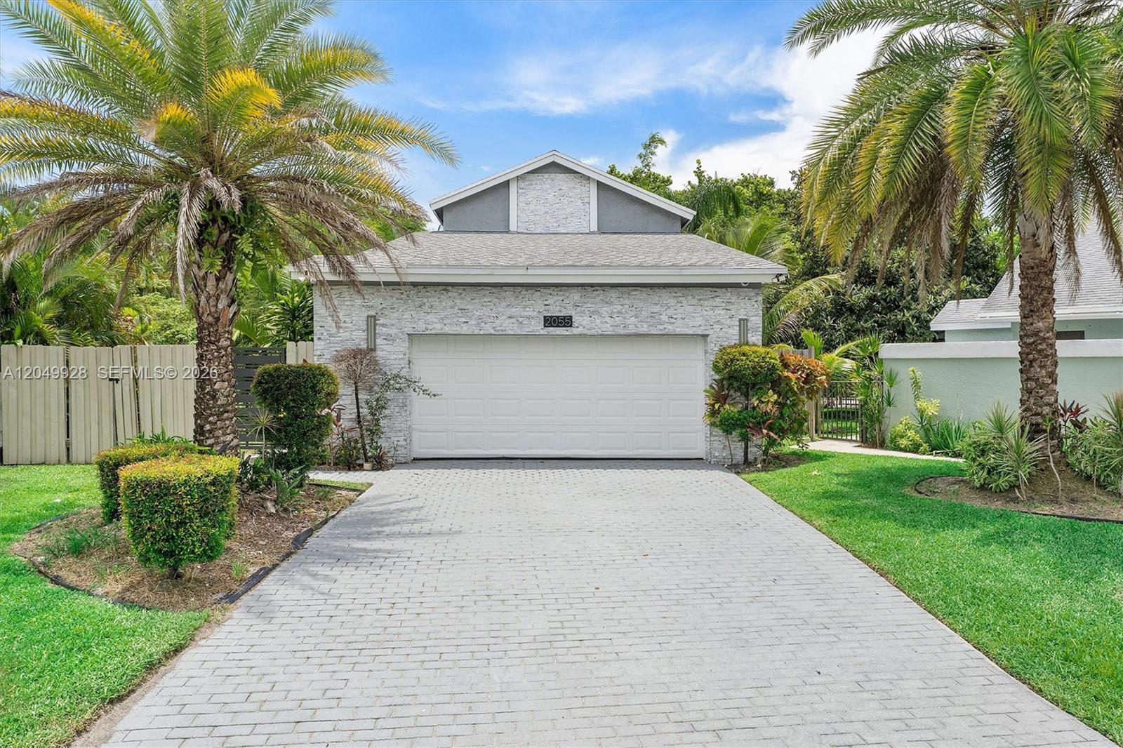 2055 NW 9th St, Delray Beach FL 33445 photo 3