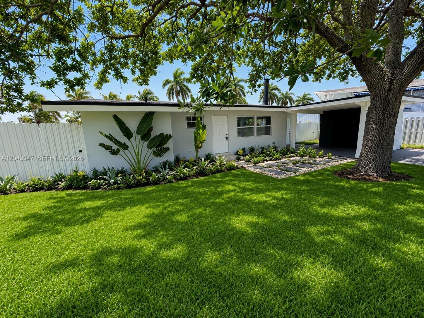 2649 Key Largo Ln, Fort Lauderdale FL 33312 photo 3