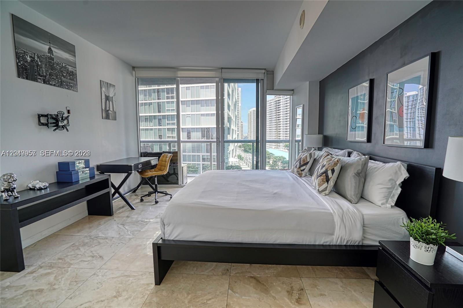 485 Brickell Ave # 1701, Miami FL 33131 photo 3