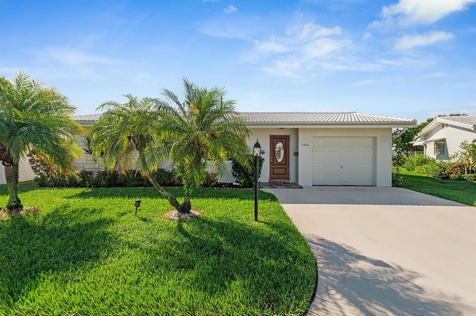 1702 SW 14th Avenue, Boynton Beach FL 33426
