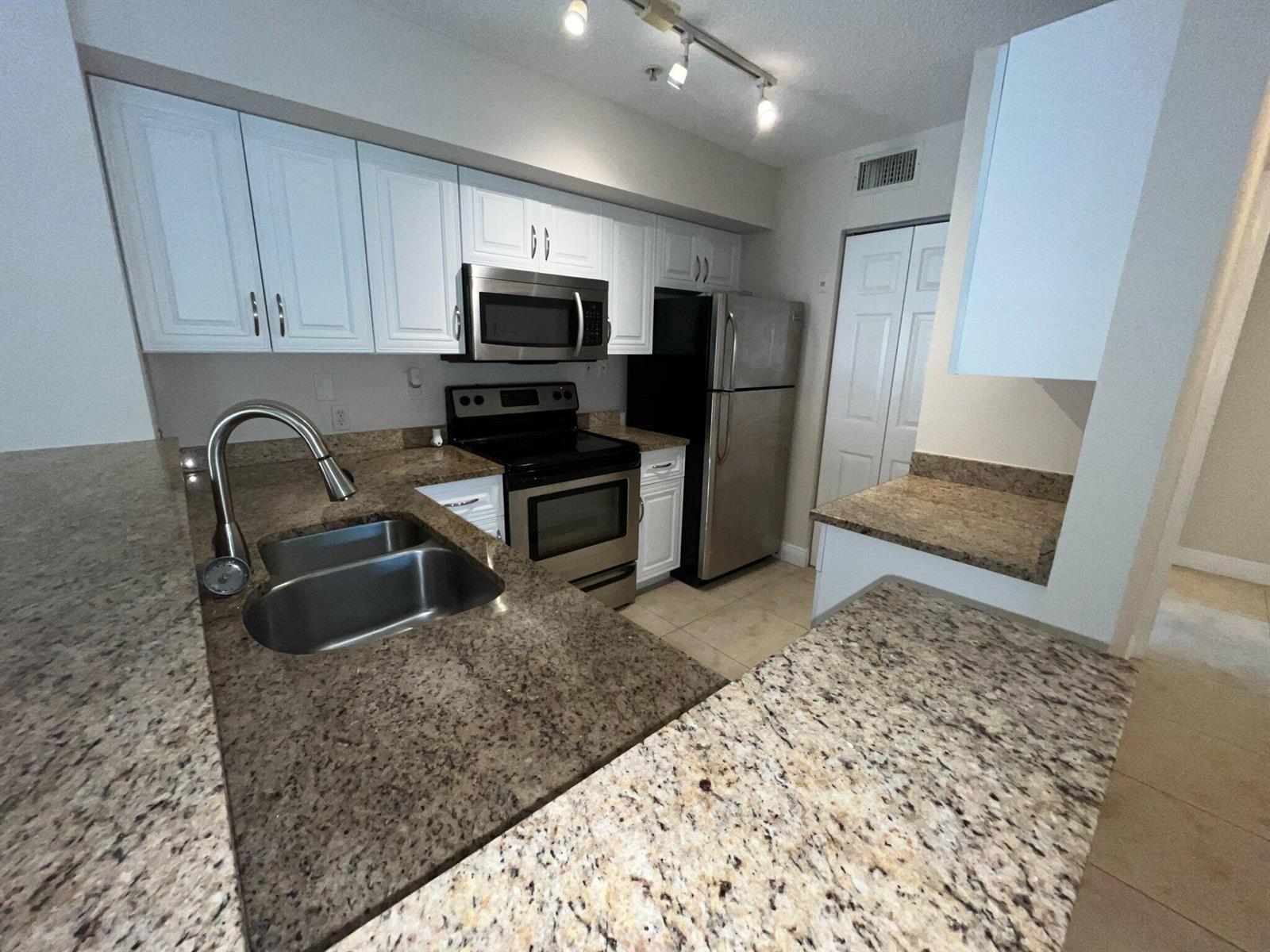 7832 Sonoma Springs Circle # 201, Lake Worth FL 33463 photo 2