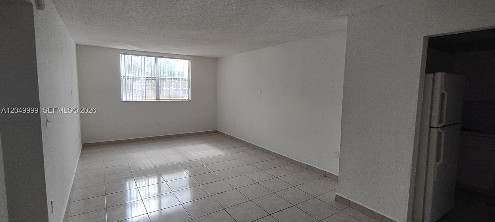 Hialeah, FL 33014 photo 4