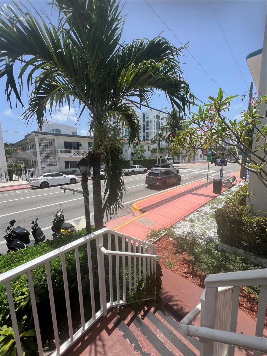 7720 Harding Ave # 9, Miami Beach FL 33141