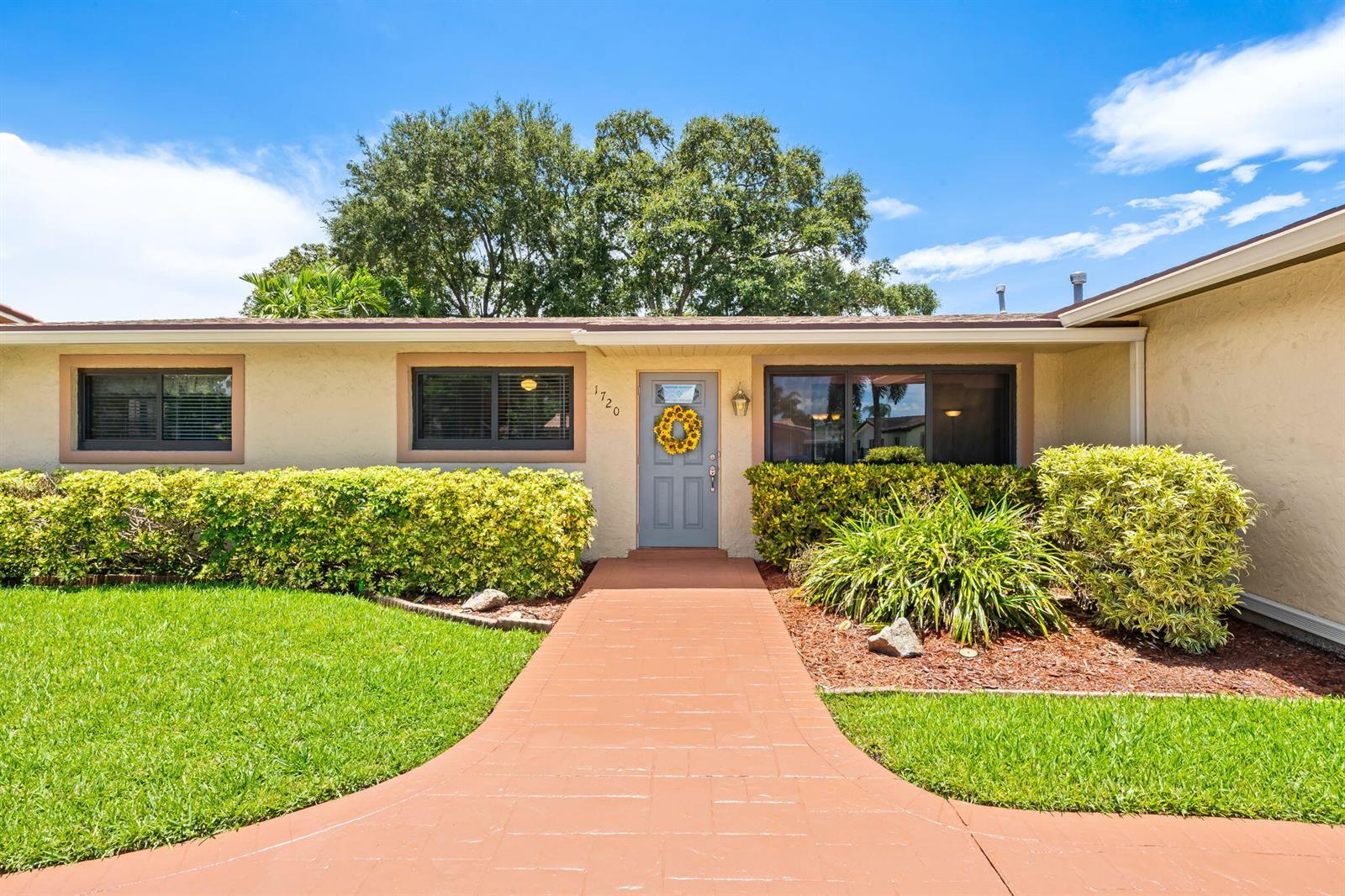 1720 NW 105th Avenue, Pembroke Pines FL 33026 photo 4