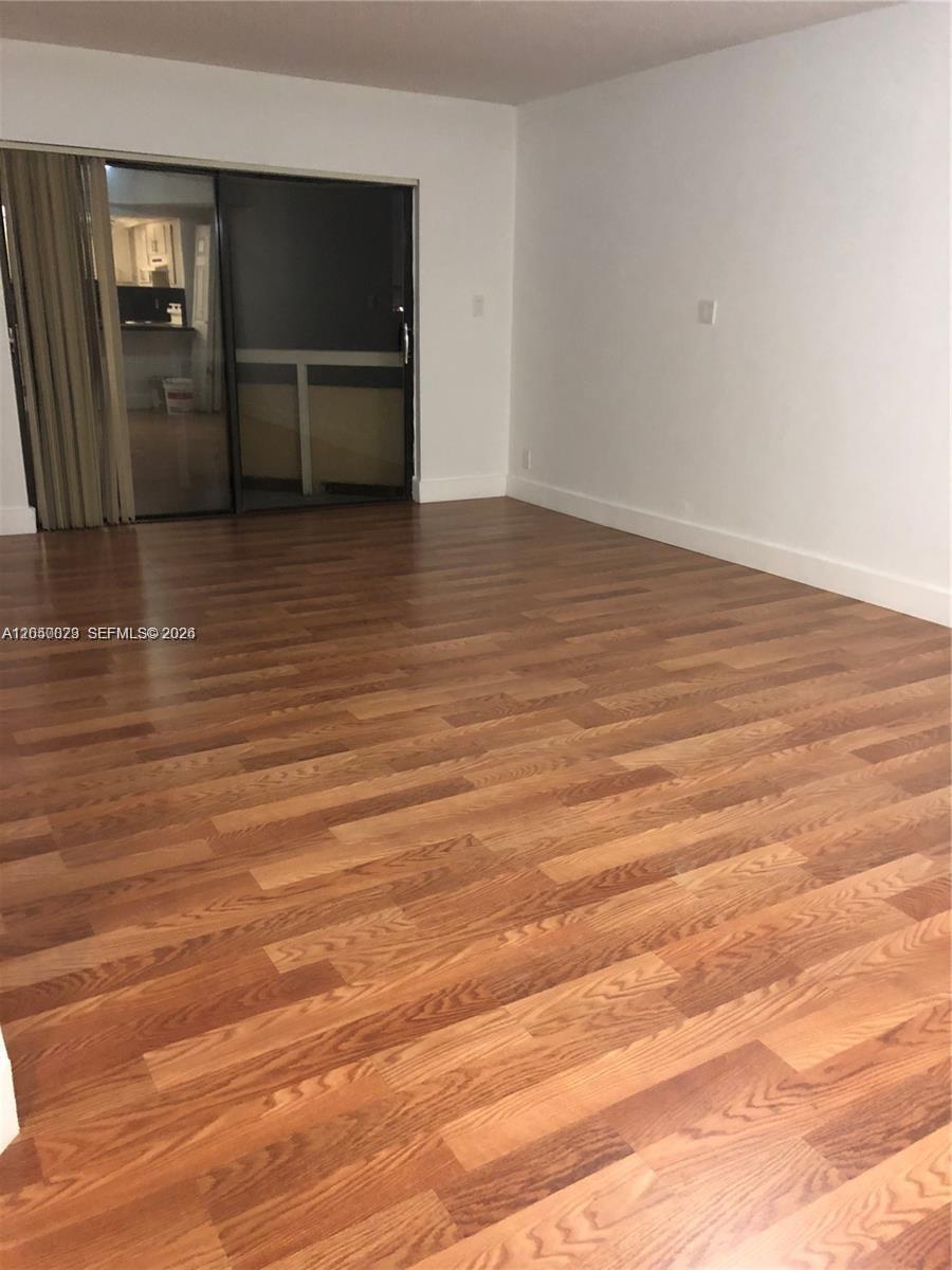 8290 Lake Dr # 349, Doral FL 33166 photo 2