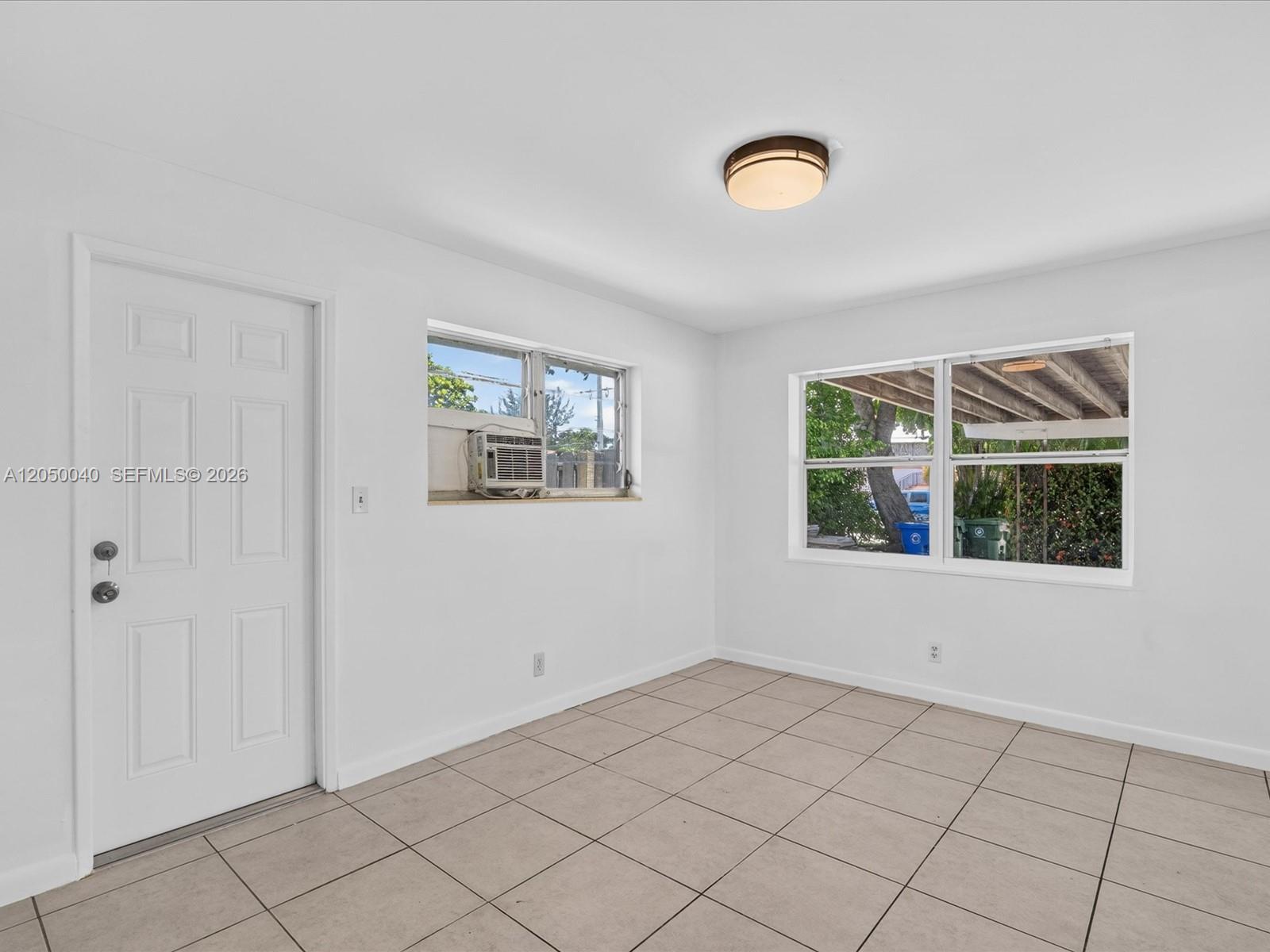 2513 NE 33rd Ave # 2, Fort Lauderdale FL 33305