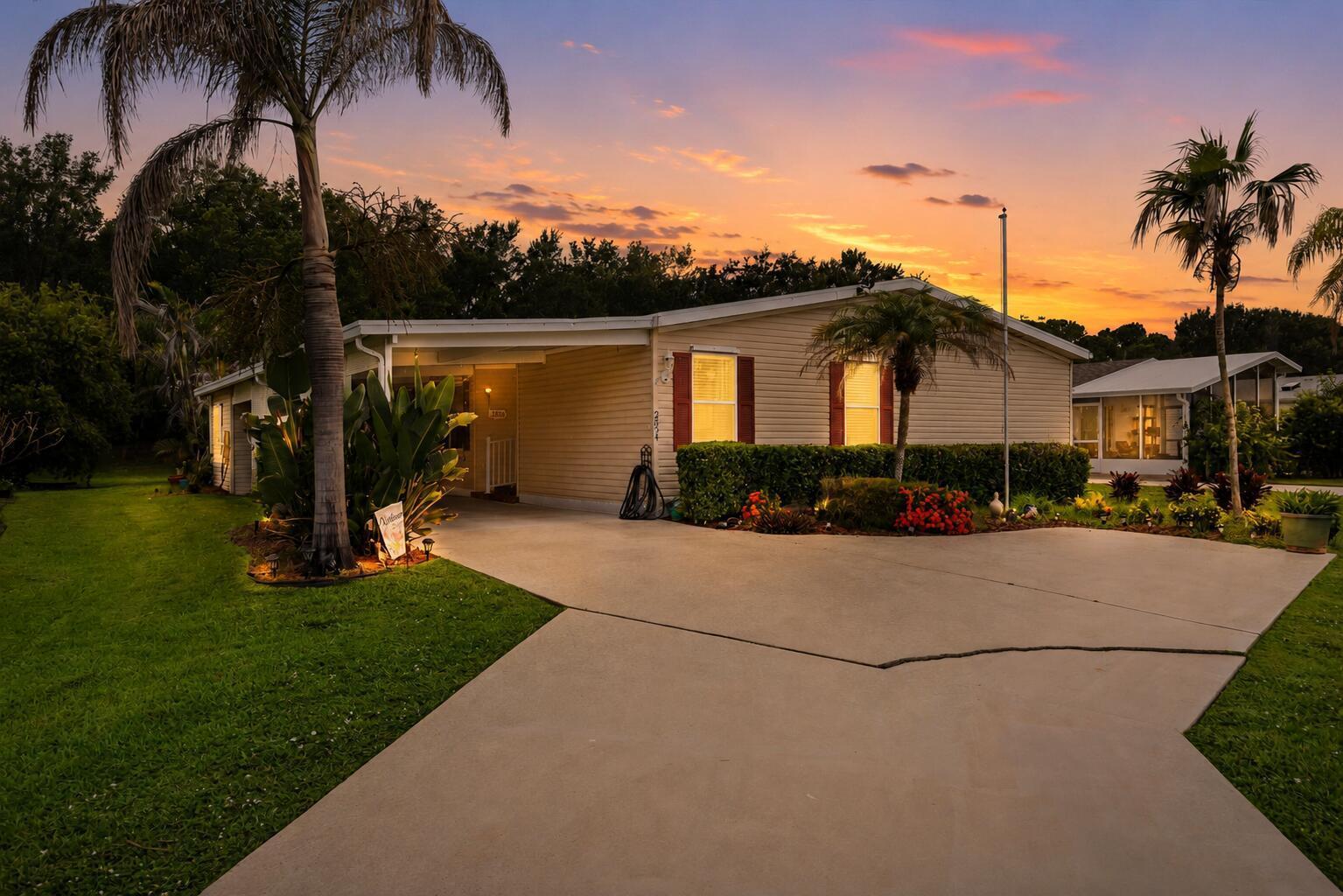 2824 Hook Court, Port St. Lucie FL 34952