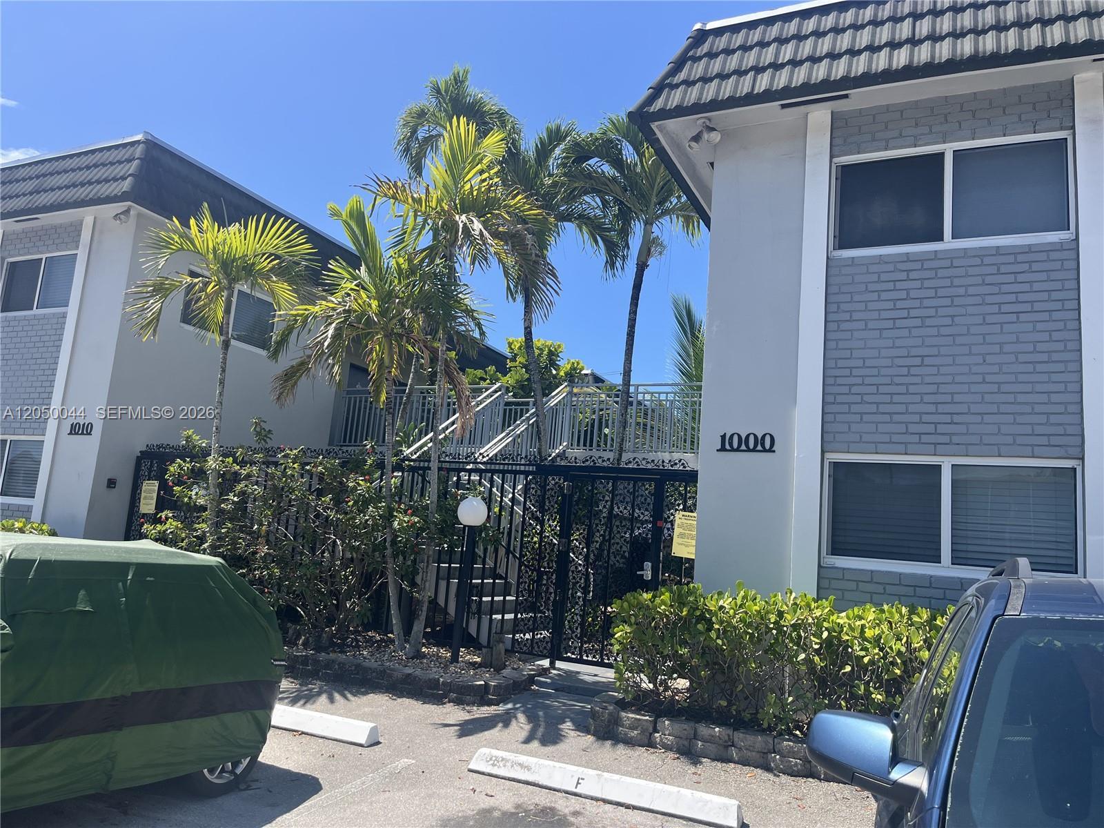 1000 SE 15th St # 205, Fort Lauderdale FL 33316