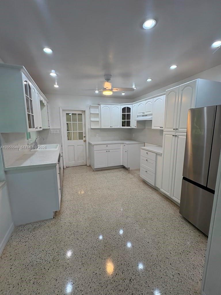 475 NE 164th St, Miami FL 33162 photo 2