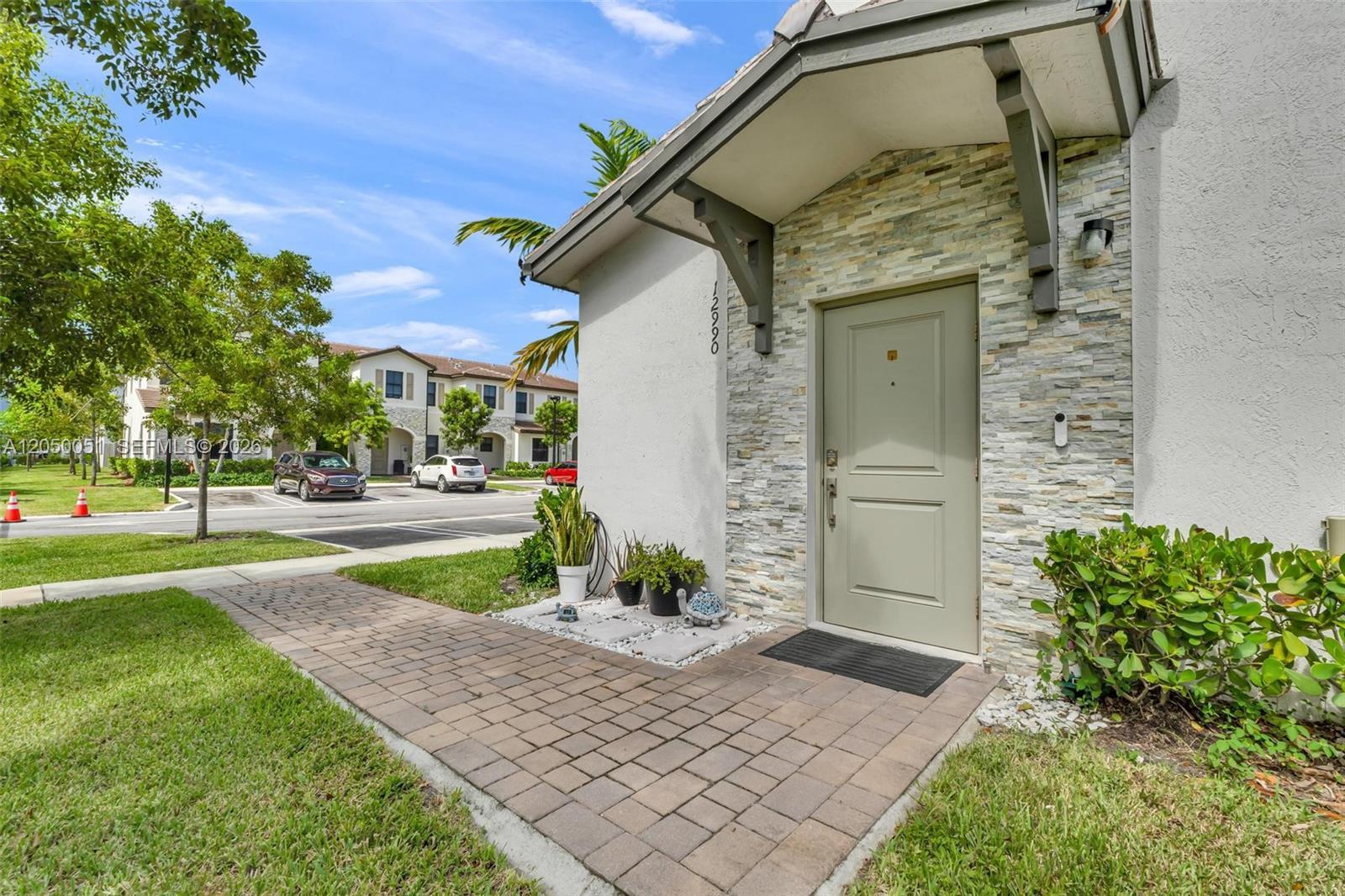 12990 SW 232nd Ln, Homestead FL 33170