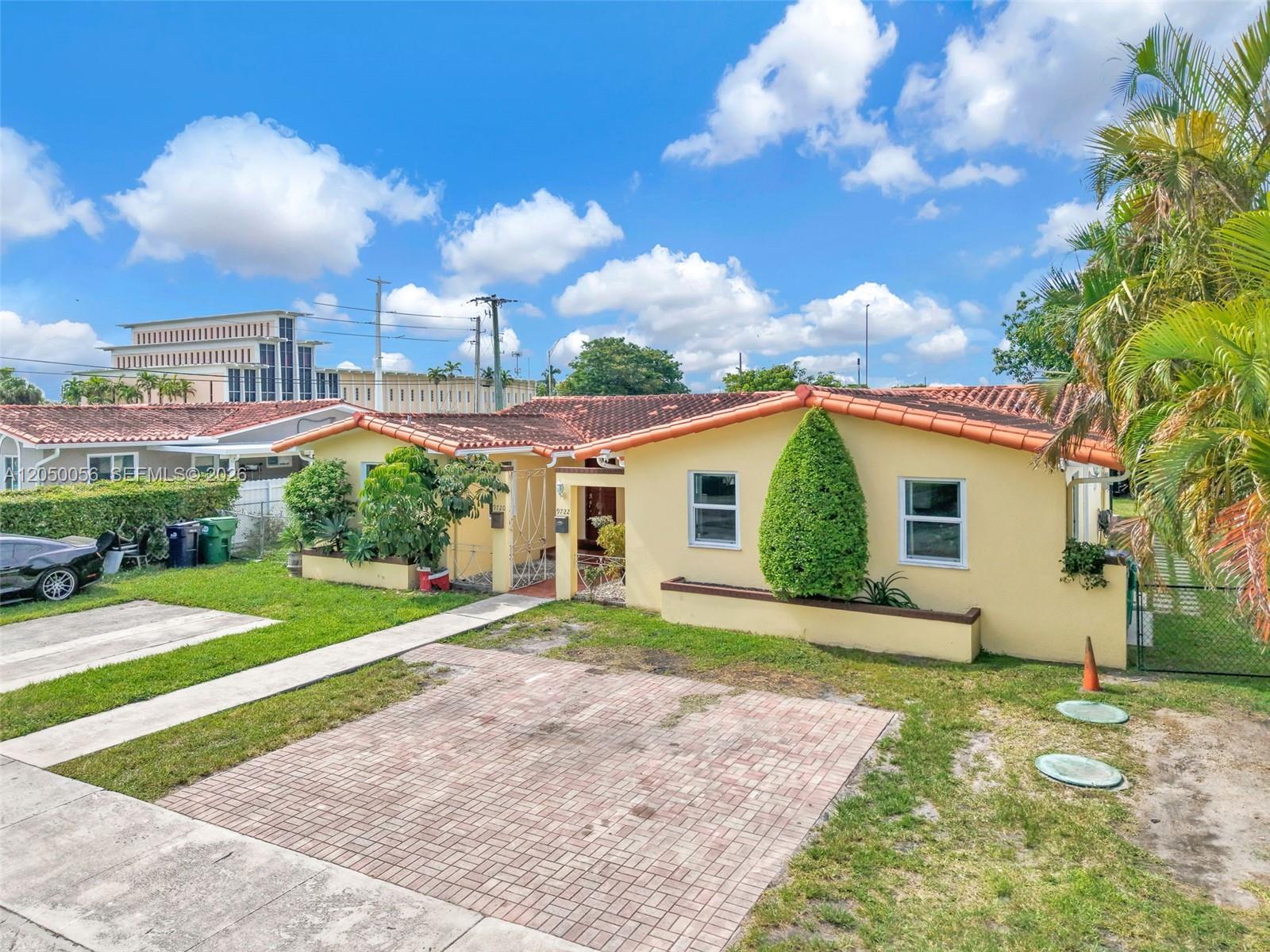 9720 SW 37th Ter, Miami FL 33165 photo 2