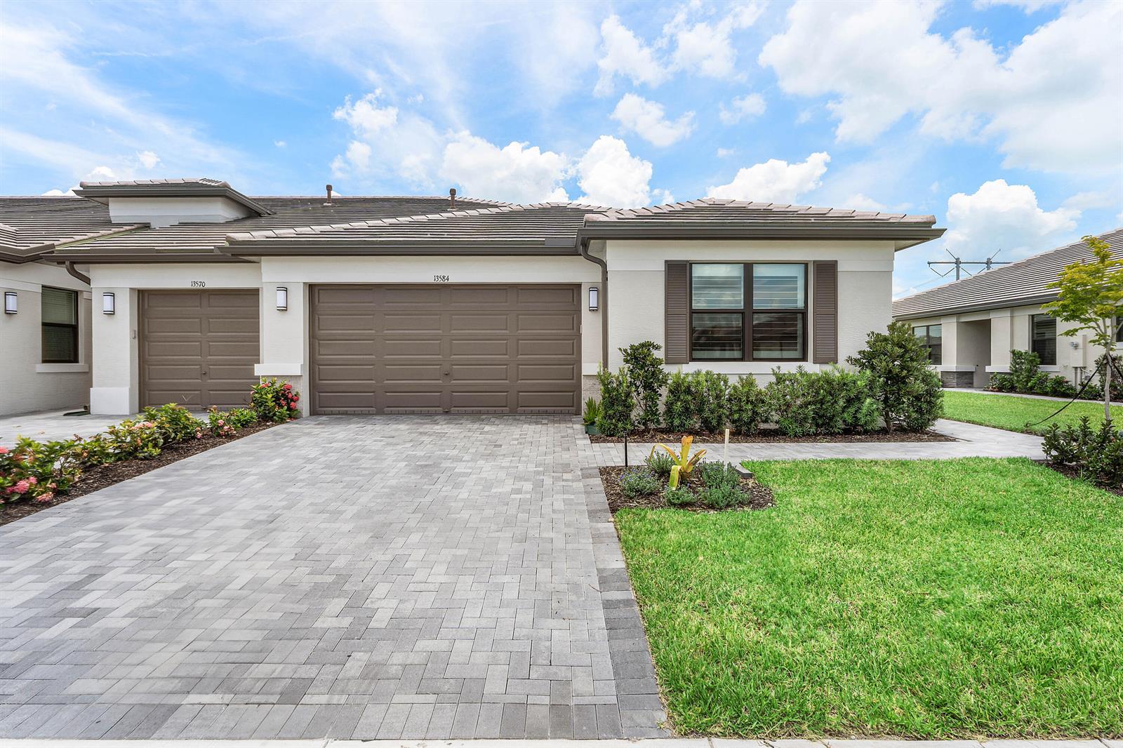 13584 SW Starkissed Lane, Port St. Lucie FL 34987