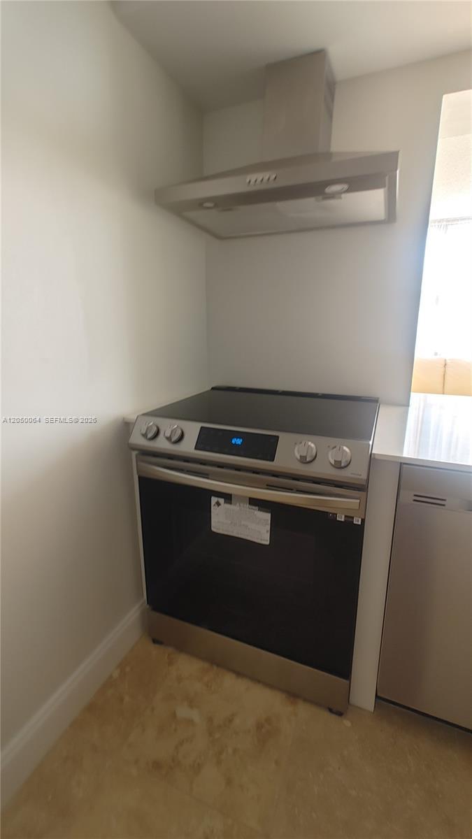 1000 Parkview Dr # 125, Hallandale Beach FL 33009 photo 4