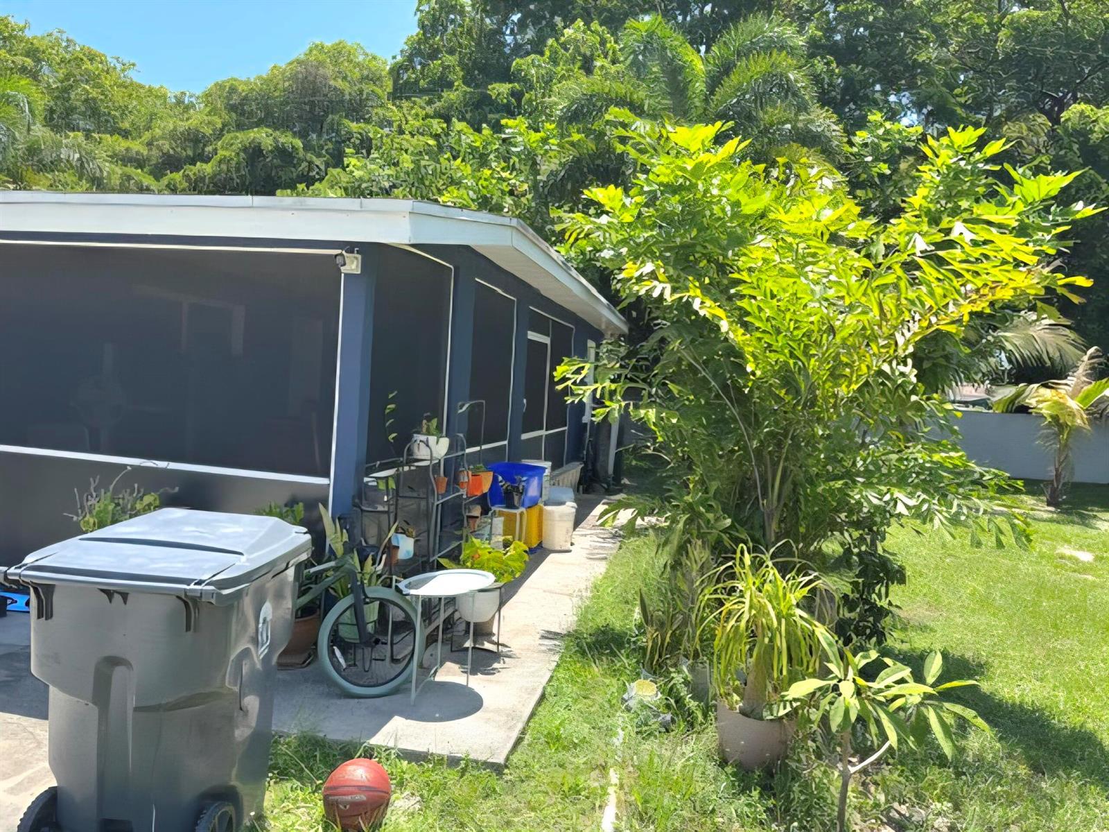 5945 Morrison Avenue, Lake Worth FL 33463 photo 3