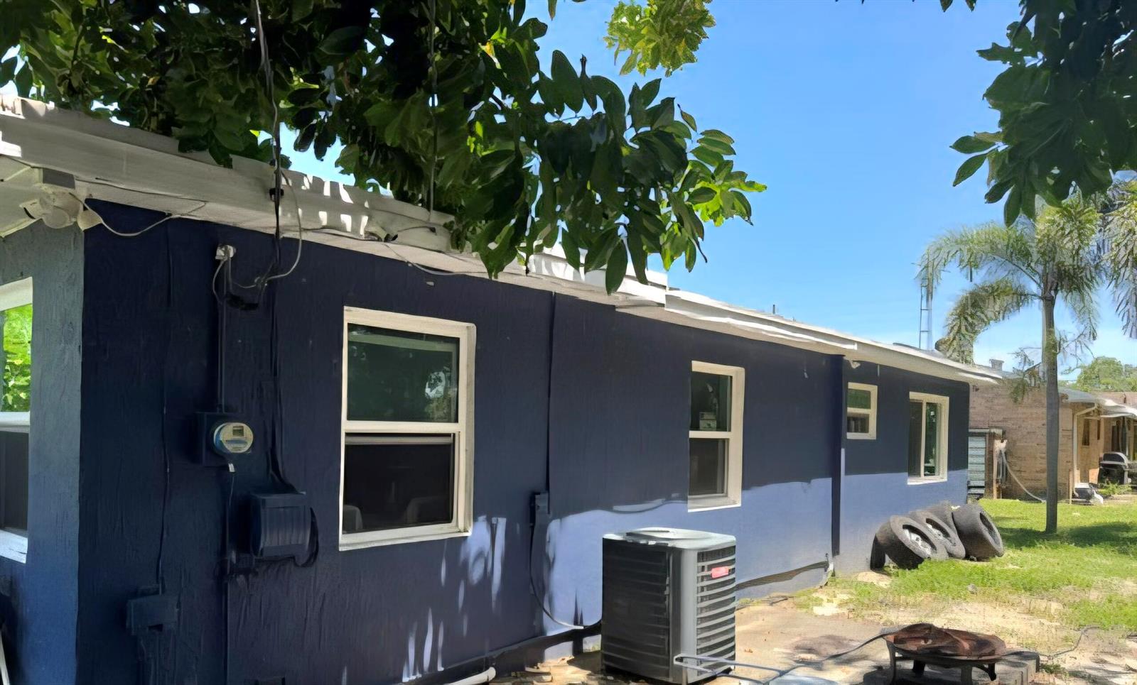 5945 Morrison Avenue, Lake Worth FL 33463 photo 4