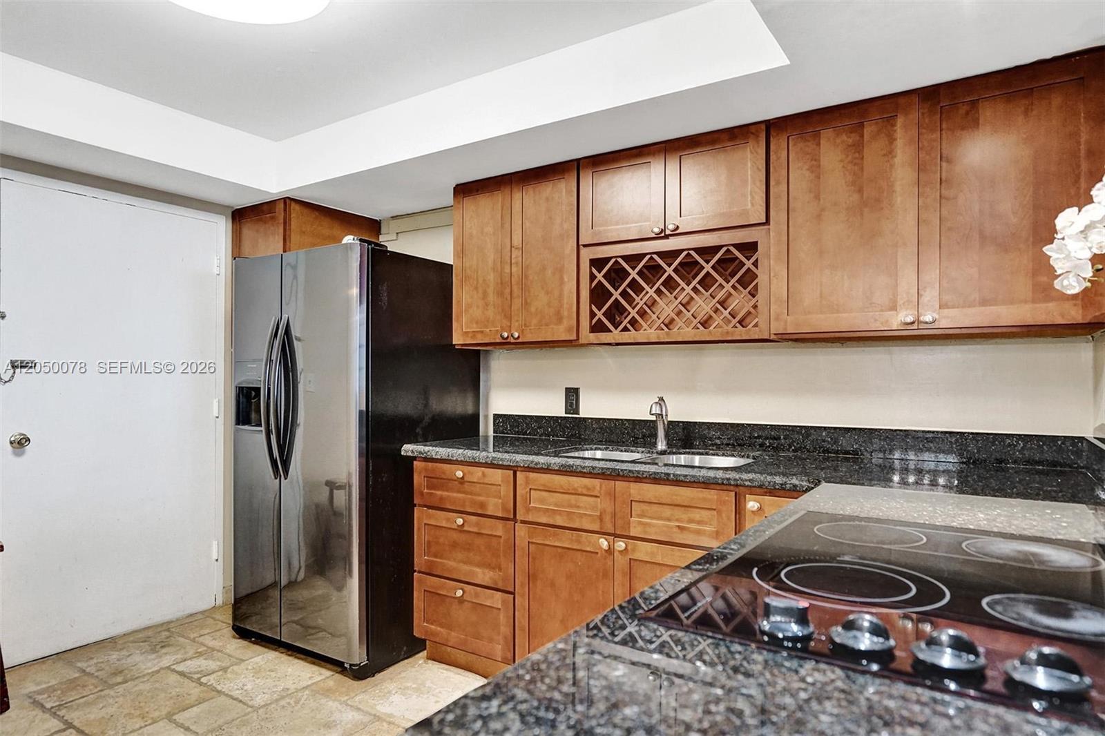 1301 NE Miami Gardens Dr # 1113W, Miami FL 33179 photo 2