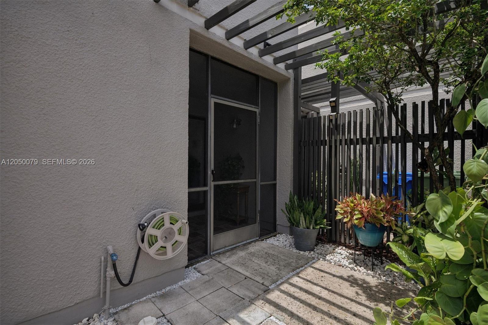 11213 NW 14th Ct, Pembroke Pines FL 33026 photo 3