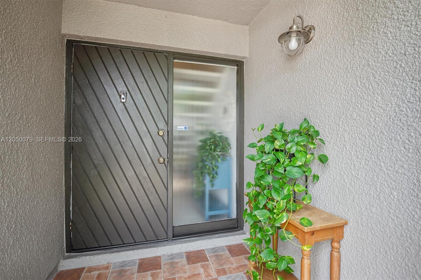 11213 NW 14th Ct, Pembroke Pines FL 33026 photo 4