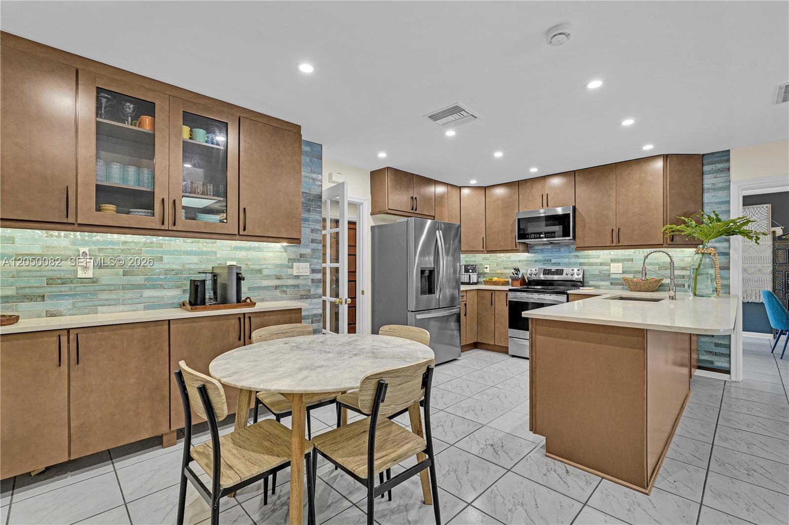 6952 SW 149th Ter, Palmetto Bay FL 33158 photo 3