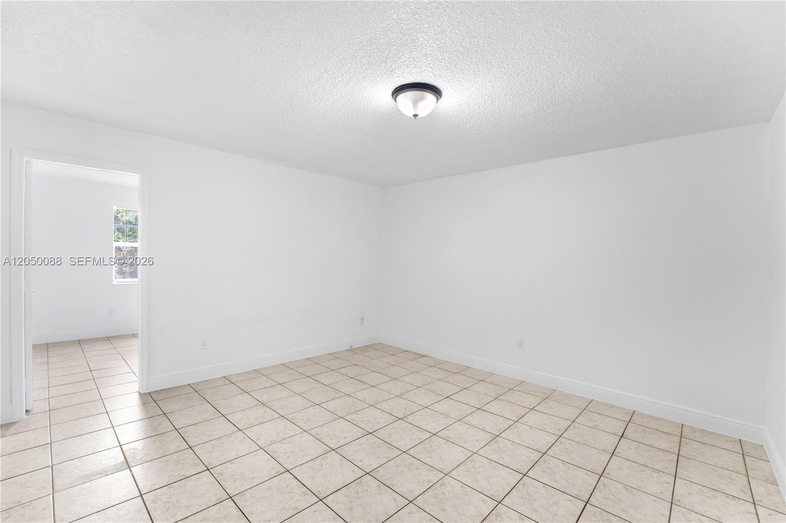 1305 W 53rd St # 420, Hialeah FL 33012 photo 4