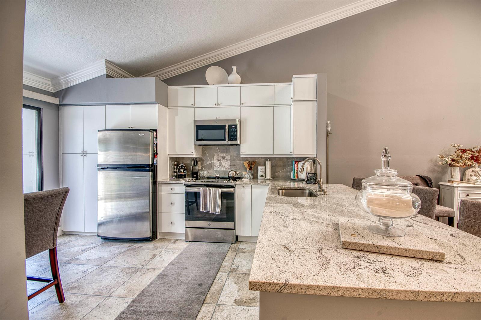 109 Landings Boulevard, FL 33413 photo 4
