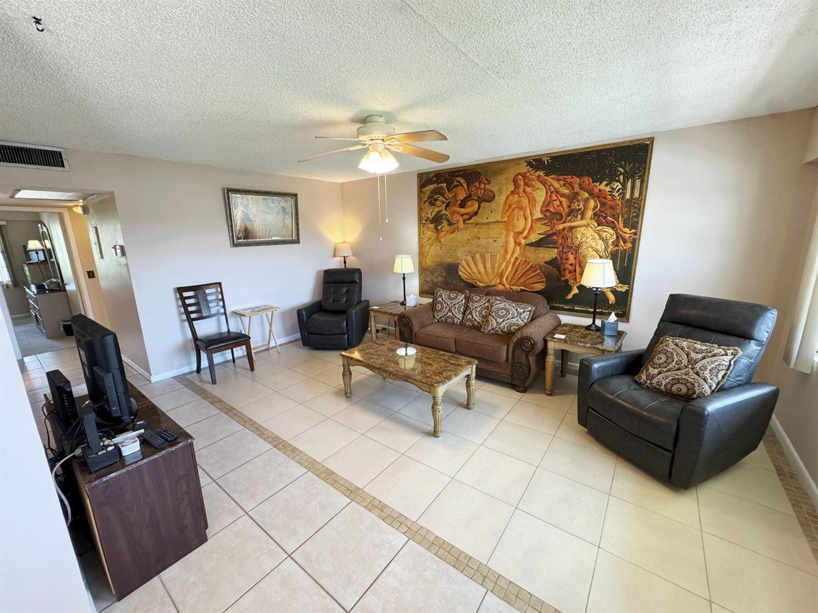 125 Dorset C, Boca Raton FL 33434 photo 5