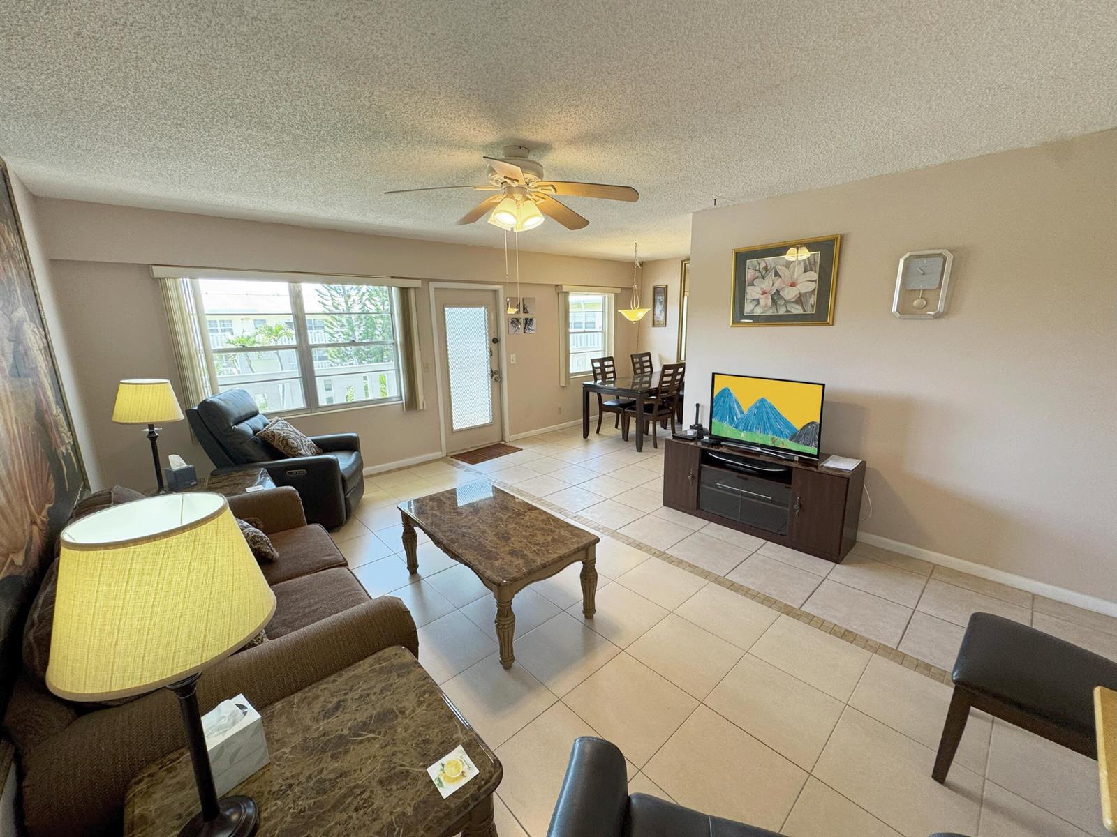 125 Dorset C, Boca Raton FL 33434 photo 4
