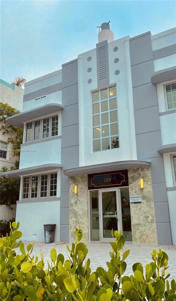 1201 Pennsylvania Ave # 107, Miami Beach FL 33139