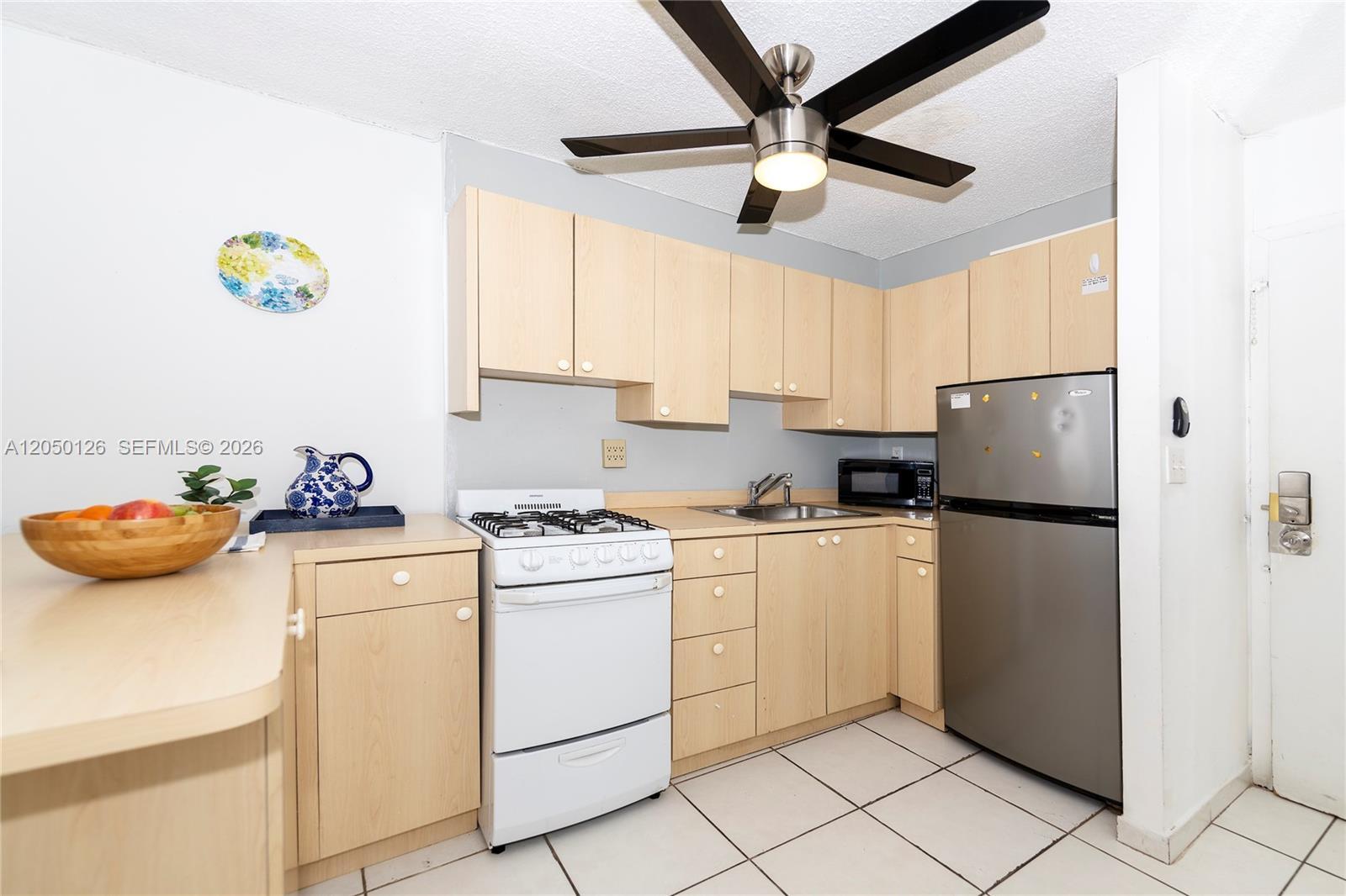 710 Washington Ave # 414, Miami Beach FL 33139 photo 5