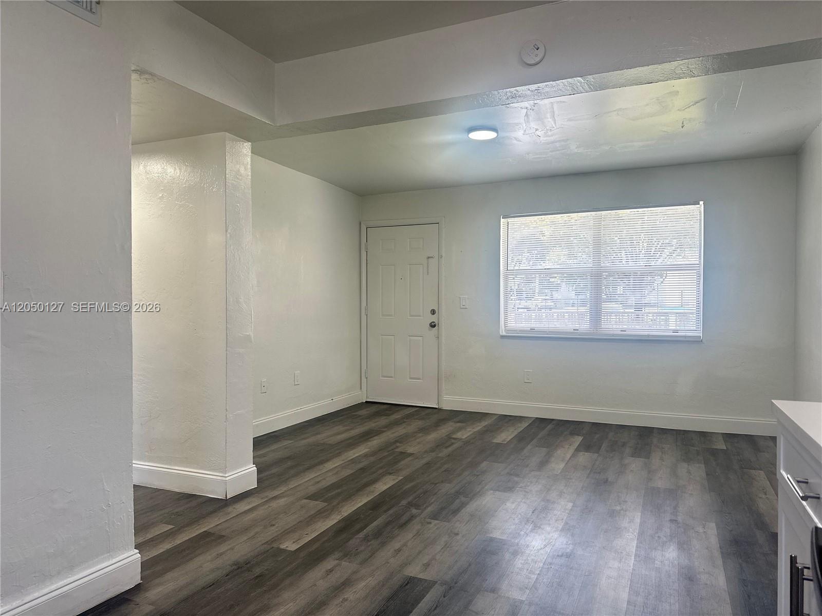 1545 NW 8th Ave # 105, Miami FL 33136 photo 3