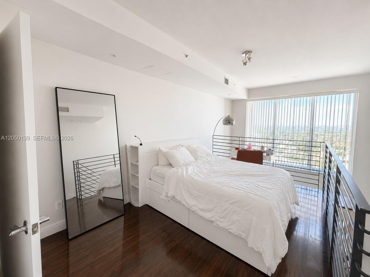 60 SW 13th St # 2613, Miami FL 33130 photo 5