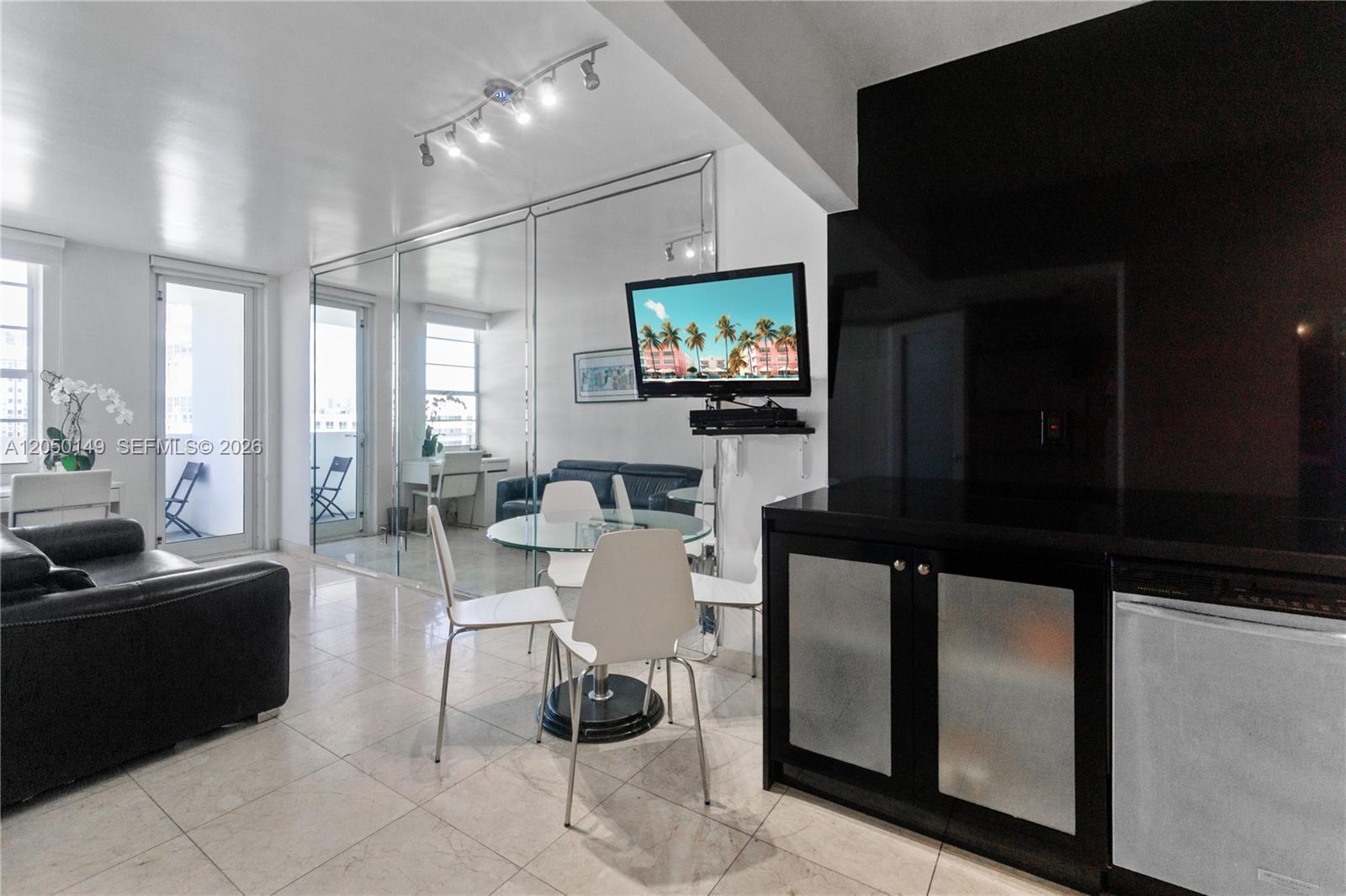 100 Lincoln Rd # 1020, Miami Beach FL 33139 photo 2