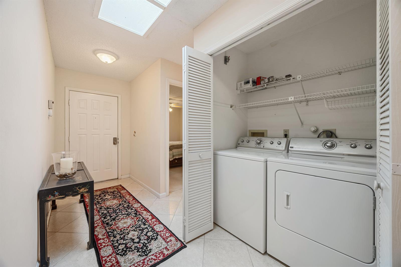 9 Ridge Pointe Drive # D, Boynton Beach FL 33435 photo 2