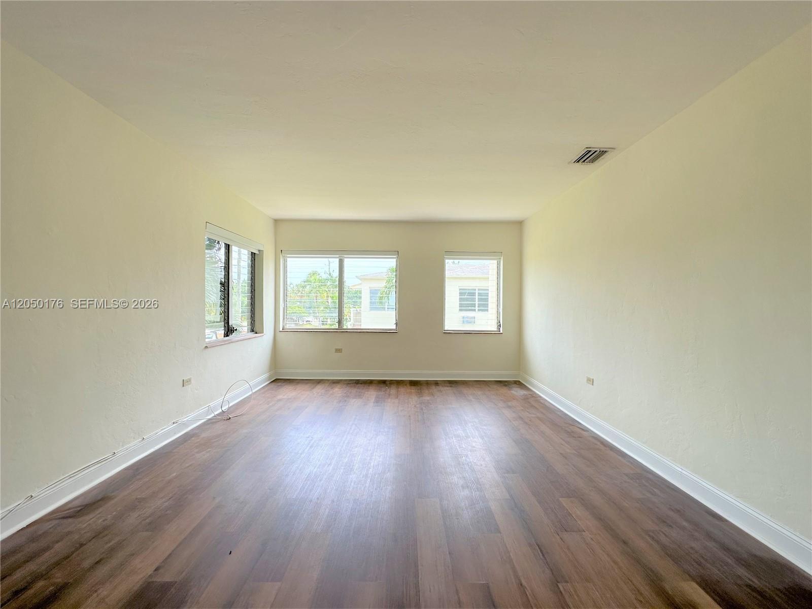 1920 Biarritz Dr # 3, Miami Beach FL 33141 photo 2